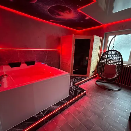 Lägenhet Wellness Mit Whirlpool & Sauna