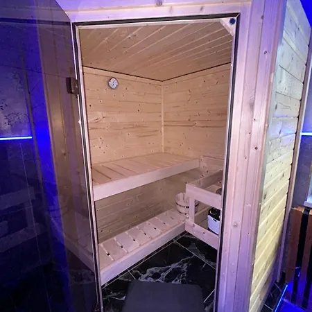 Wellness Mit Whirlpool & Sauna Apartman *