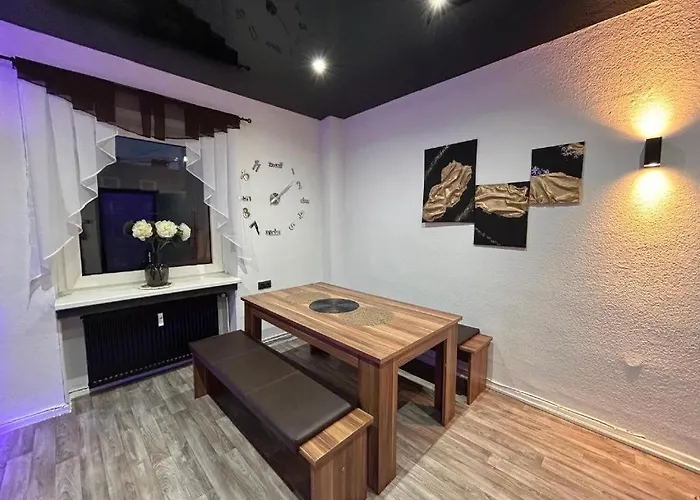 Wellness Mit Whirlpool & Sauna *